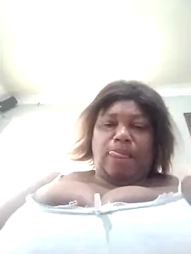 MATUREBUSSTY online show from 26, 10, 2025