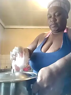 MATUREBUSSTY online show from 14, 3, 2025