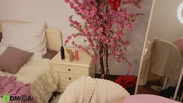 Charlotte wow online show from 7, 3, 2025