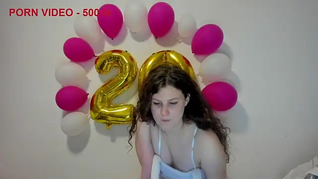 Snapshot of Charlotte_wow chatting on 15, 6, 2026 Charlotte wow online show from 15, 6, 2026
