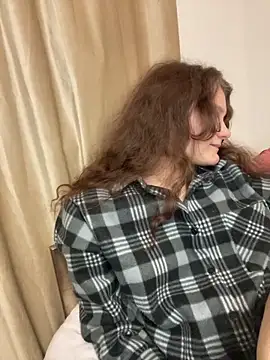 Charlotte wow online show from 23, 4, 2026