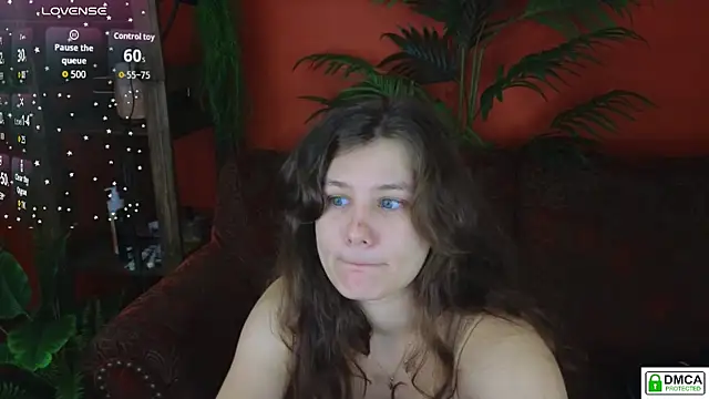 Charlotte wow online show from 29, 9, 2025