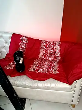 Alana Jones  online show from 4, 10, 2025