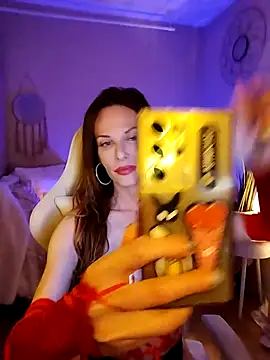 Luna Kitanna online show from 9, 5, 2026