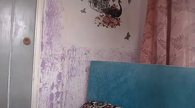 Lilly macflyy online show from 18, 3, 2025