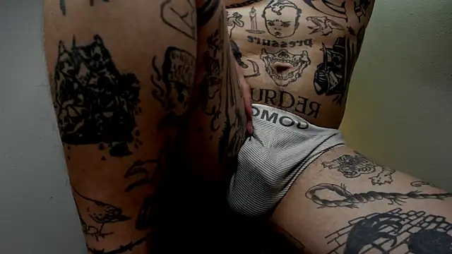 layneinchains online show from 4, 10, 2025