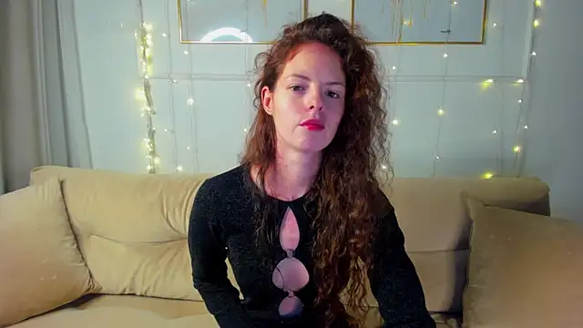 RubyAttwood online show from 21, 11, 2025