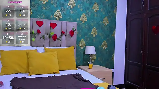 SuzanSmithh online show from 24, 9, 2025