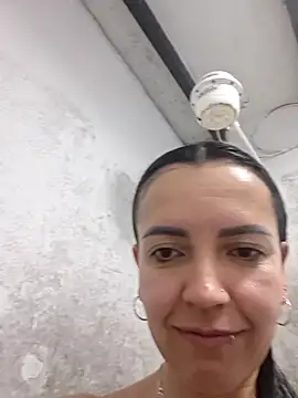 SuzanSmithh online show from 29, 10, 2025