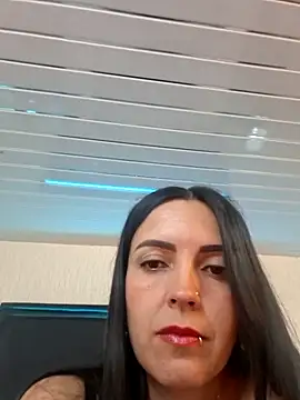 SuzanSmithh online show from 9, 2, 2026