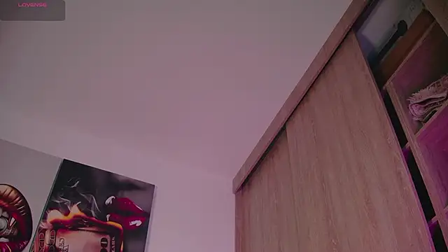 aidaadams online show from 27, 9, 2025