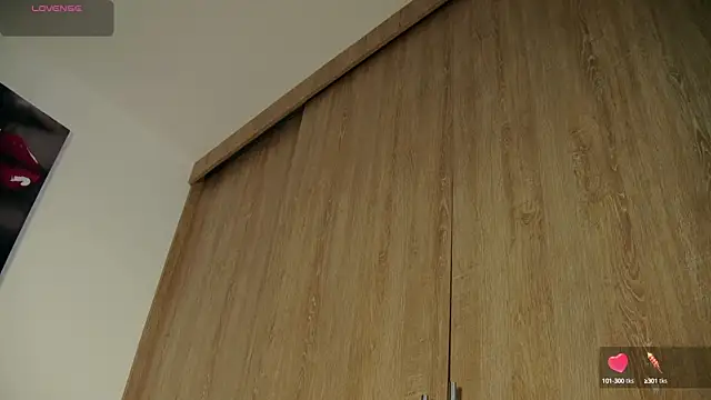 aidaadams online show from 18, 9, 2025