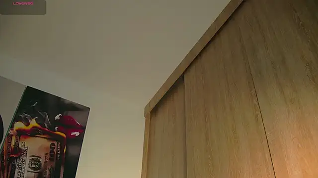 aidaadams online show from 24, 9, 2025