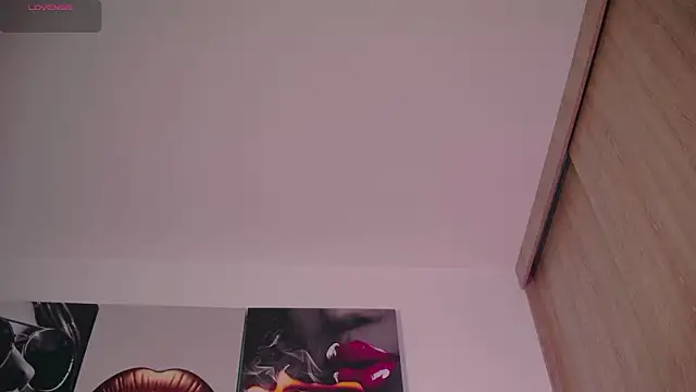 aidaadams online show from 26, 9, 2025