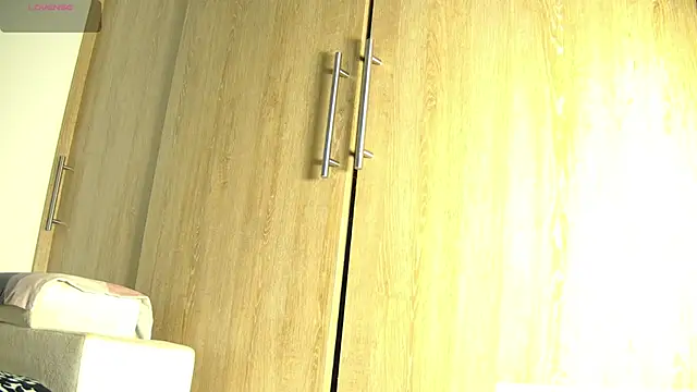 aidaadams online show from 27, 11, 2025