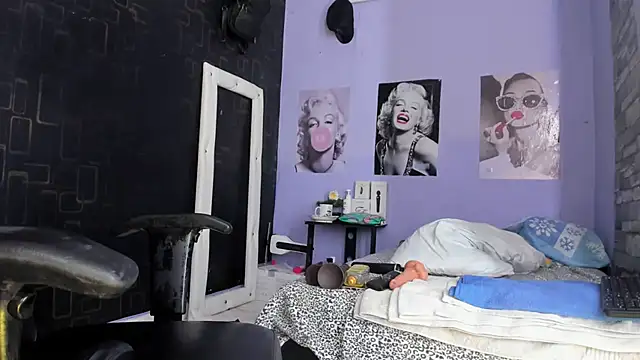 Alika01 online show from 15, 3, 2025