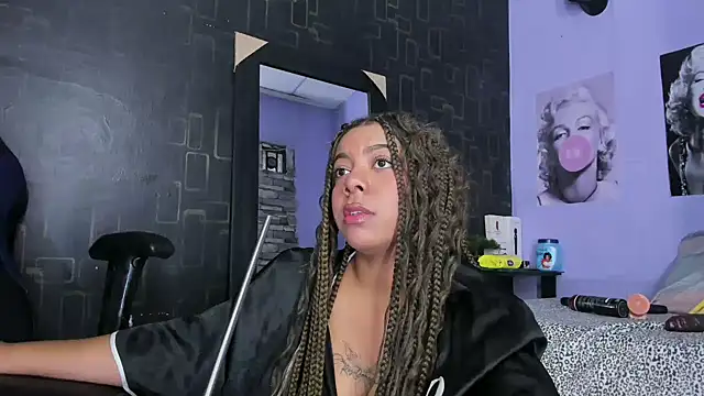 Alika01 online show from 22, 3, 2025