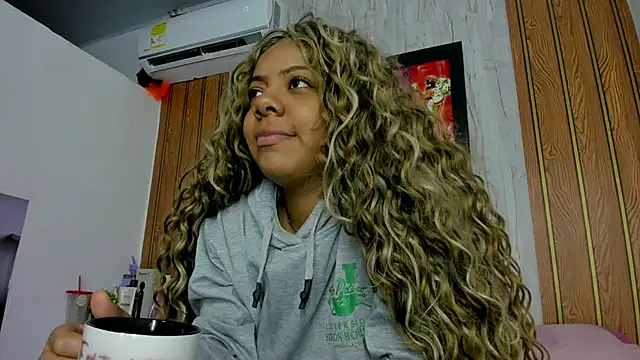 Alika01 online show from 5, 3, 2026