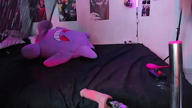 Violetx moon online show from 14, 3, 2025