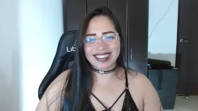 natashasmithe online show from 9, 10, 2025