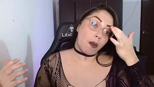 natashasmithe online show from 24, 9, 2025