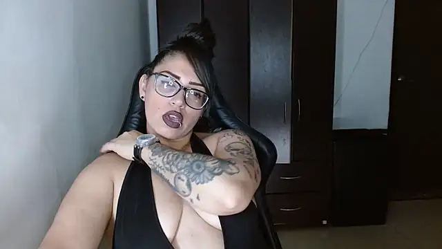 natashasmithe online show from 18, 5, 2026