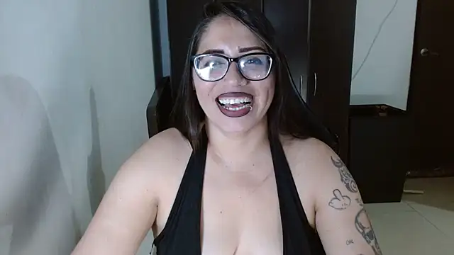 Snapshot of natashasmithe chatting on 12, 6, 2026 natashasmithe online show from 12, 6, 2026