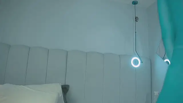 Abby-me online show from 31, 10, 2025