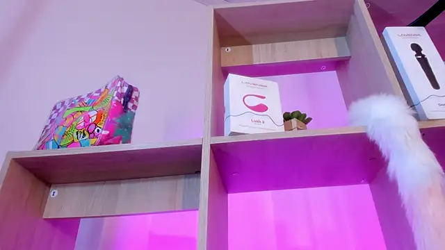 Tiarha online show from 19, 1, 2025