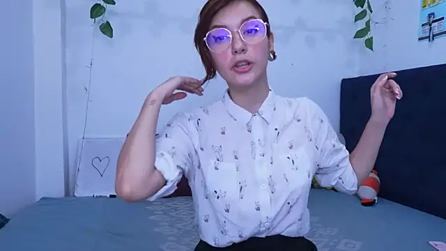 AliciaBasch online show from 8, 2, 2026