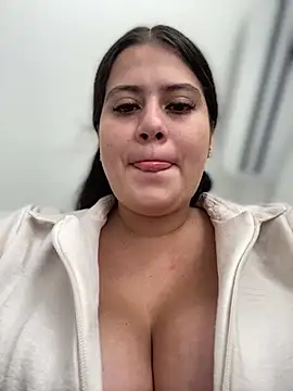 Natalia Cleark09 online show from 4, 4, 2026