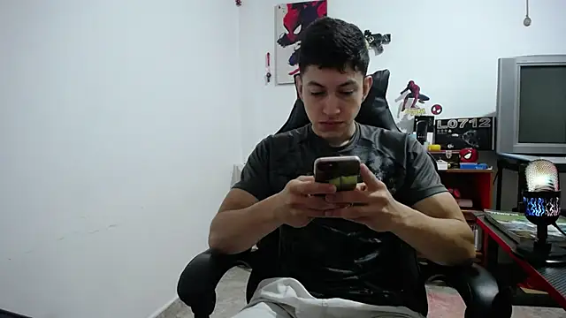 Snapshot of Iam_yourbabyprincess_XD chatting on 9, 2, 2026 Iam yourbabyprincess XD online show from 9, 2, 2026