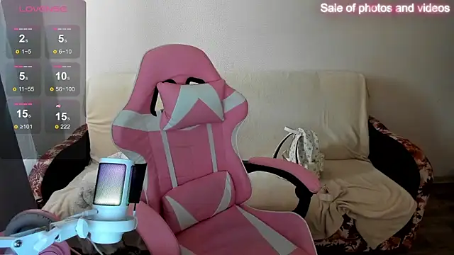 SaraXray online show from 21, 9, 2025