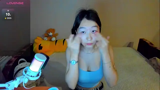 SaraXray online show from 8, 11, 2025