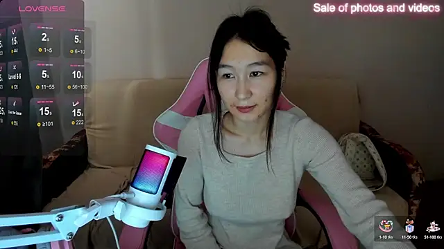 SaraXray online show from 22, 9, 2025