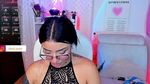 Hinataw33d01 online show from 25, 2, 2025