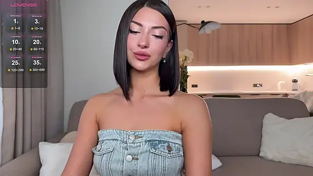 Snapshot of Monika_Taylor17 chatting on 12, 11, 2025 Monika Taylor17 online show from 12, 11, 2025