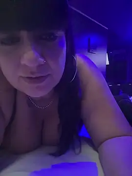 Sensualmente333 online show from 7, 6, 2026