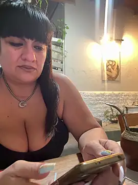 Sensualmente333 online show from 11, 6, 2026