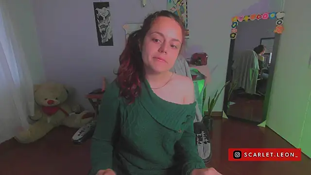 Scarletleon77 online show from 7, 3, 2025