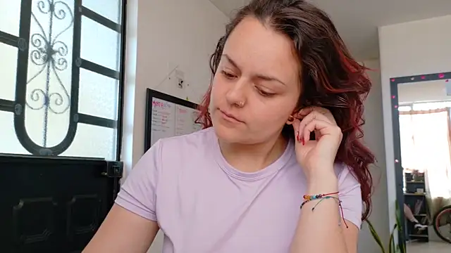 Scarletleon77 online show from 11, 5, 2026