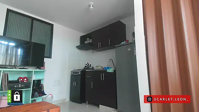 Scarletleon77 online show from 10, 9, 2025