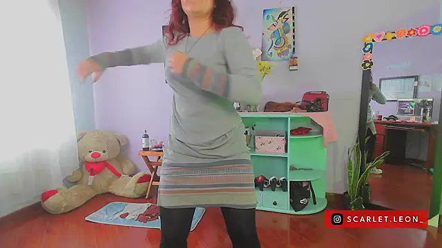 Scarletleon77 online show from 20, 2, 2025