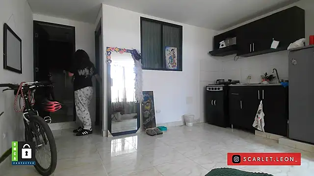 Scarletleon77 online show from 25, 9, 2025