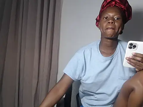 leslie bebby2 online show from 25, 11, 2025