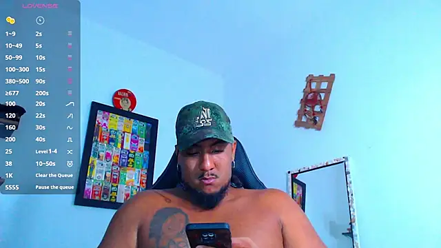 yosoy enzo2020 online show from 17, 11, 2025