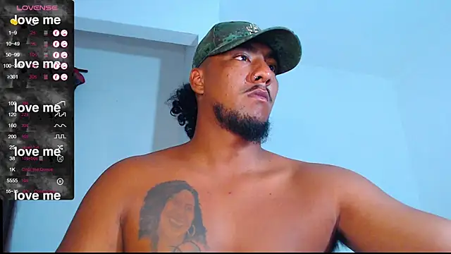 yosoy enzo2020 online show from 17, 3, 2025