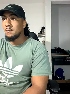 yosoy enzo2020 online show from 15, 10, 2025