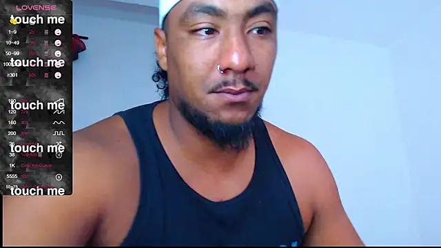 yosoy enzo2020 online show from 16, 3, 2025