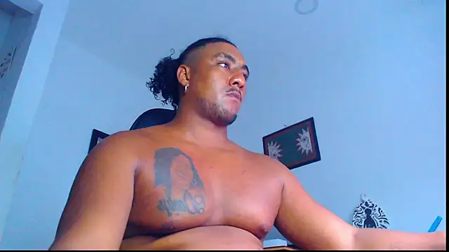 yosoy enzo2020 online show from 17, 4, 2026